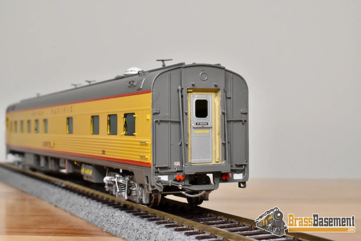 HO Brass - OMI 3406.1 Union Pacific UP ‘Cabarton’ Staff Car #202 - F/P Mint Passenger