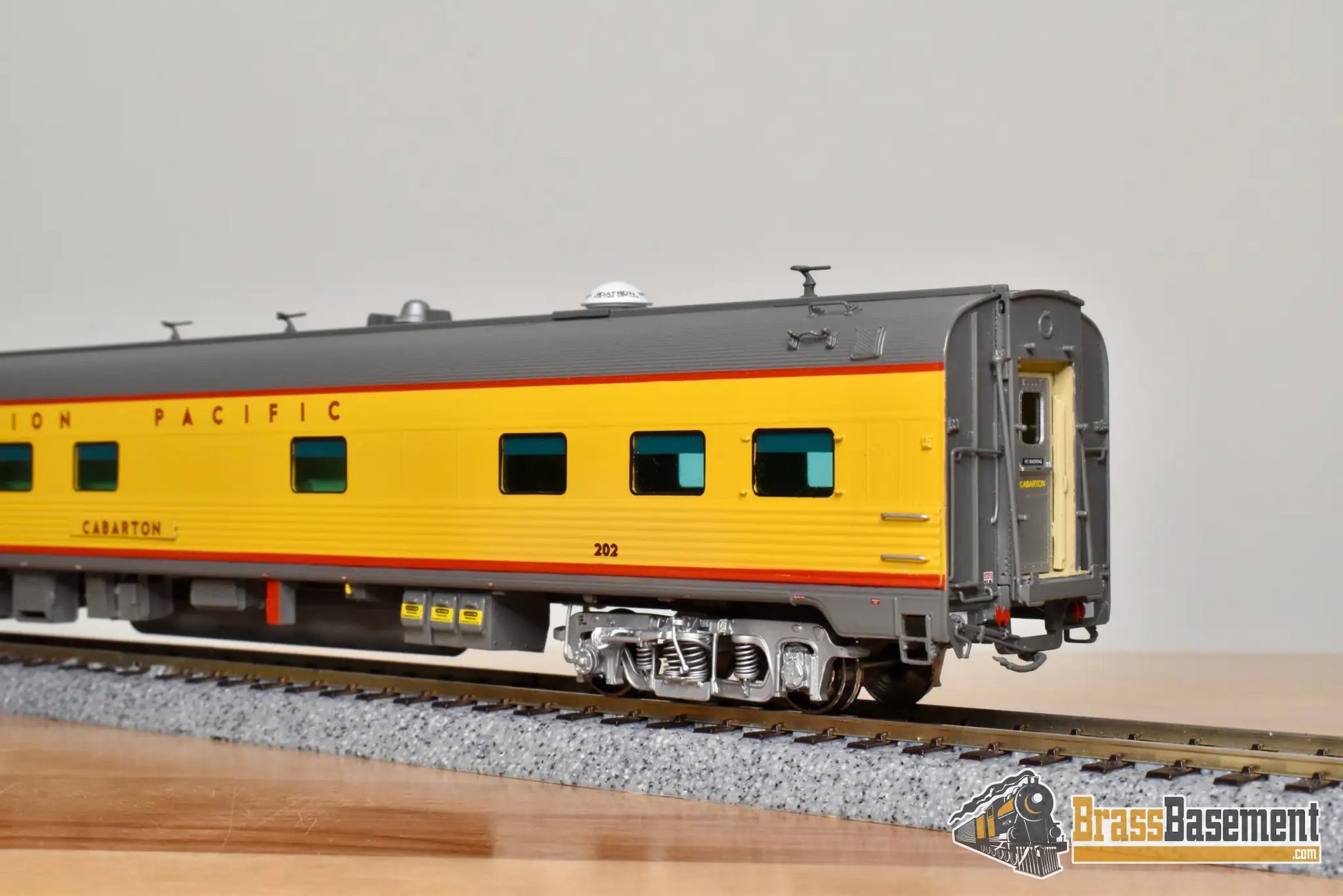HO Brass - OMI 3406.1 Union Pacific UP ‘Cabarton’ Staff Car #202 - F/P Mint Passenger