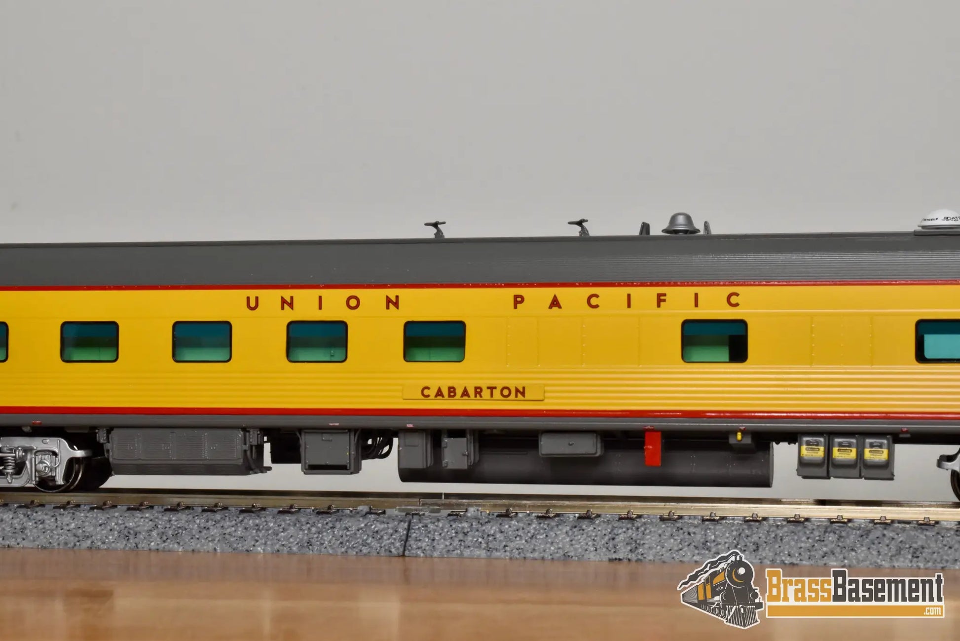 HO Brass - OMI 3406.1 Union Pacific UP ‘Cabarton’ Staff Car #202 - F/P Mint Passenger