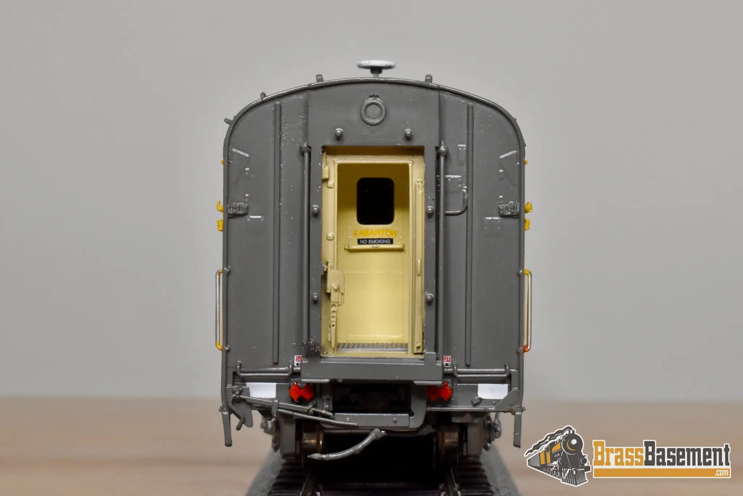HO Brass - OMI 3406.1 Union Pacific UP ‘Cabarton’ Staff Car #202 - F/P Mint Passenger