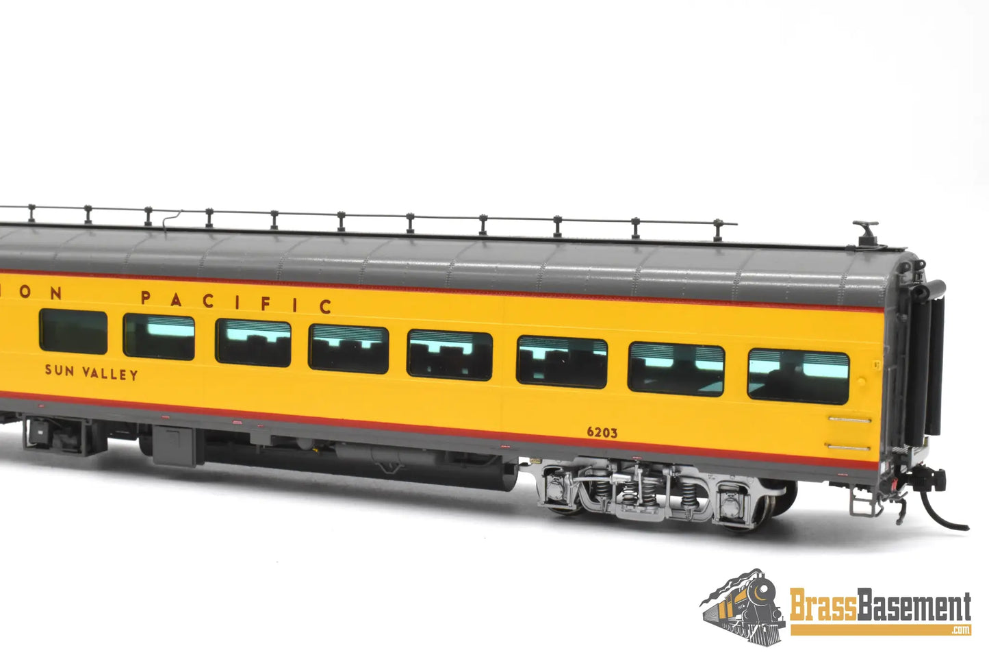 HO Brass - OMI 3428.1 Union Pacific UP ‘Sun Valley’ Lounge Car #6203 - F/P Mint Passenger