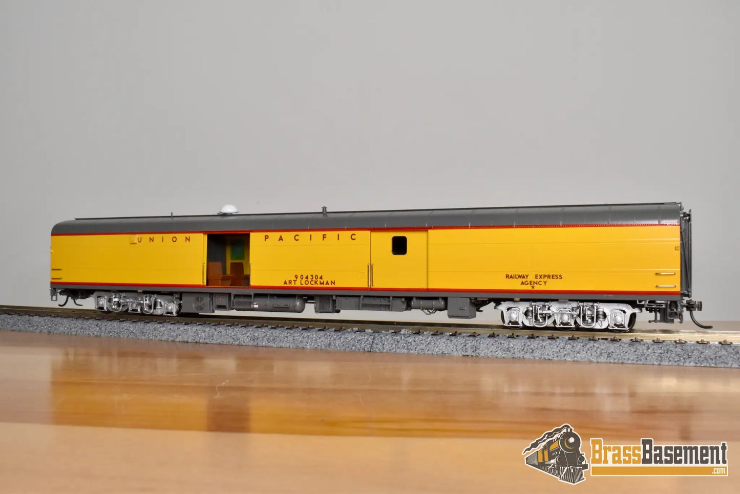 HO Brass - OMI 3443.1 Union Pacific UP ‘Art Lockman’ Tool Car #904304 - FP Mint Passenger