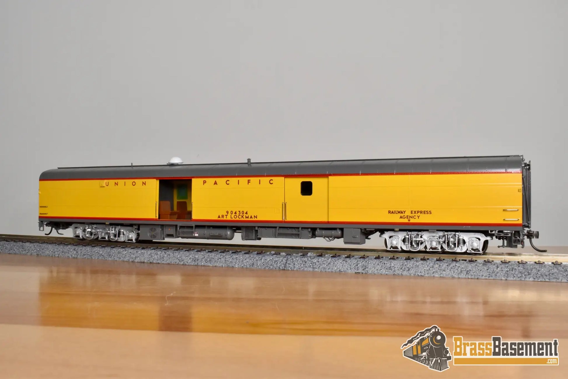 HO Brass - OMI 3443.1 Union Pacific UP ‘Art Lockman’ Tool Car #904304 - FP Mint Passenger