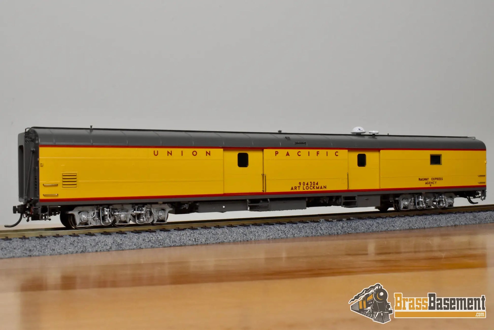 HO Brass - OMI 3443.1 Union Pacific UP ‘Art Lockman’ Tool Car #904304 - FP Mint Passenger