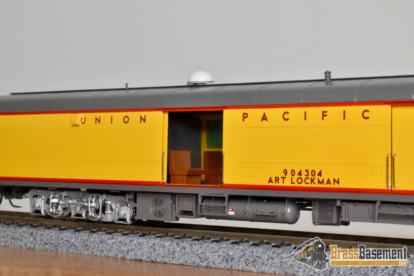 HO Brass - OMI 3443.1 Union Pacific UP ‘Art Lockman’ Tool Car #904304 - FP Mint Passenger