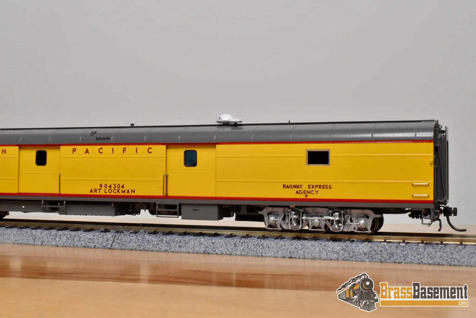 HO Brass - OMI 3443.1 Union Pacific UP ‘Art Lockman’ Tool Car #904304 - FP Mint Passenger