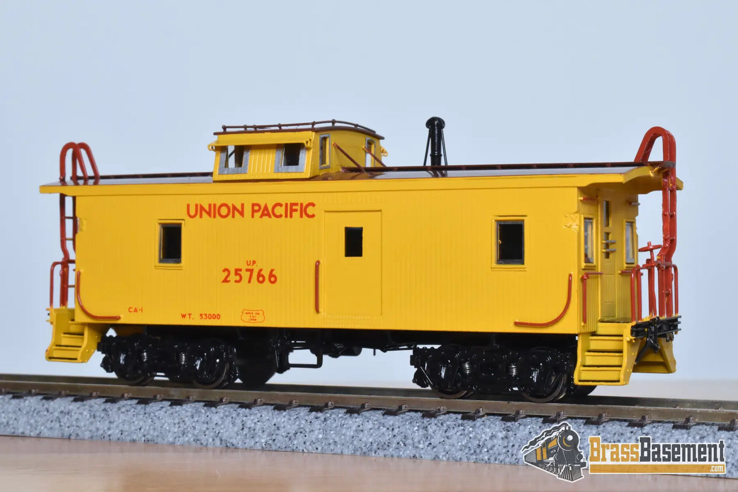 HO Brass - OMI 3925.1 Union Pacific UP CA-1 Caboose #25766 Armor Yellow - Mint Caboose
