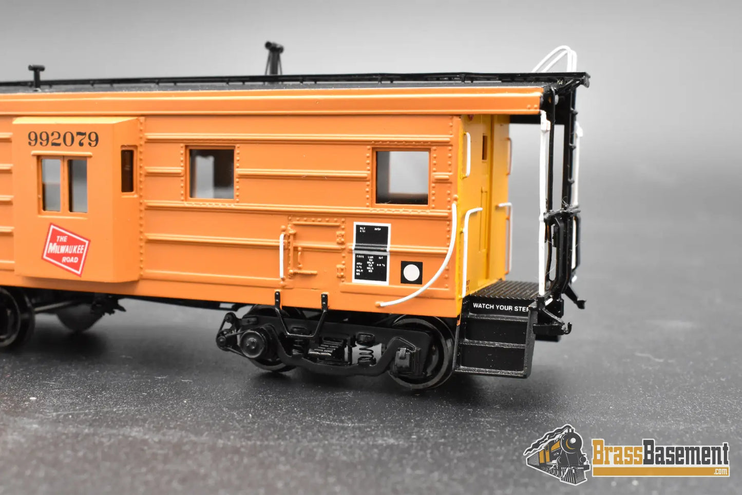 HO Brass – OMI 3990.1 MILW Milwaukee Road Rib‑Side Caboose – #992079 – F/P – Mint Caboose