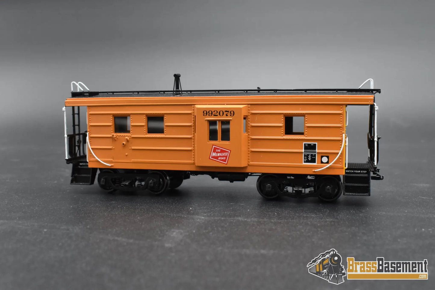HO Brass – OMI 3990.1 MILW Milwaukee Road Rib‑Side Caboose – #992079 – F/P – Mint Caboose