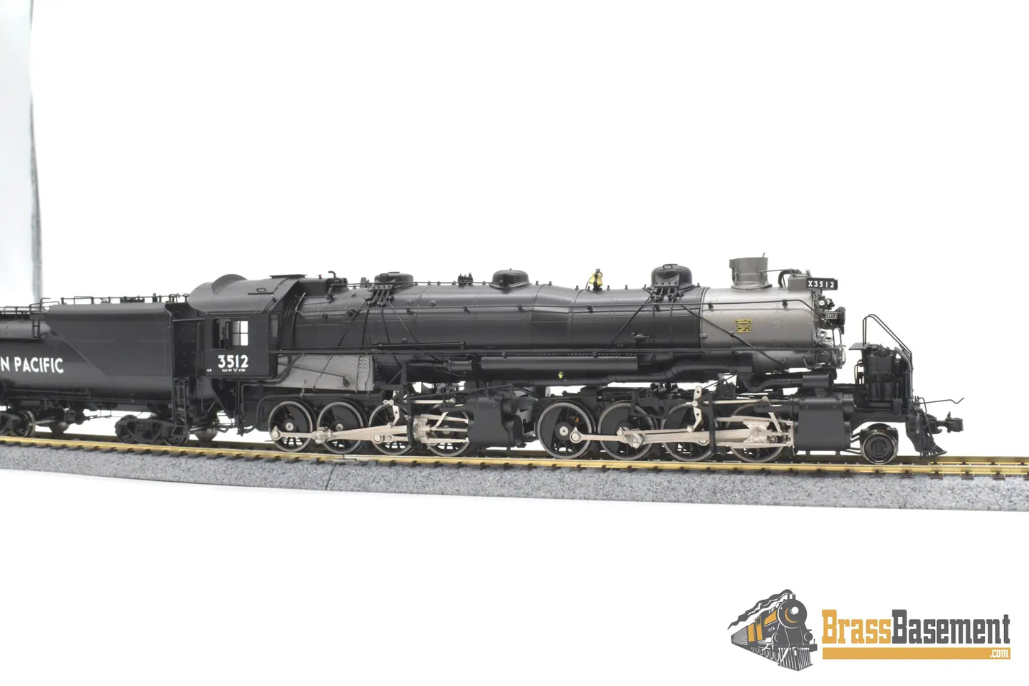 Ho Brass - Omi 4540.1 Union Pacific 2 - 8 - 8 - 0 #3512 ‘Bull Moose’ Mint Steam