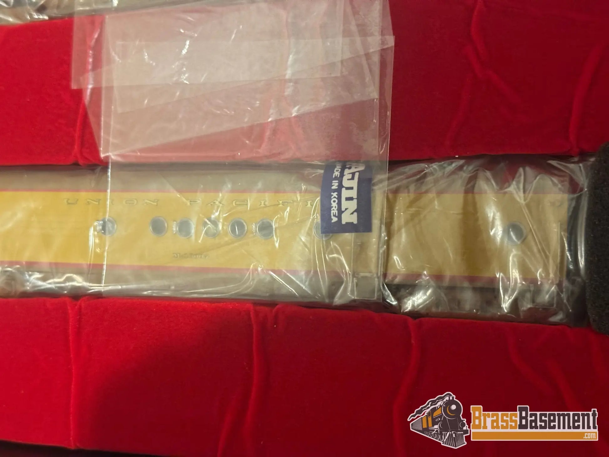 HO Brass - OMI 5548.1 & 3278.1 Union Pacific M-10005 Full Set - 2 Engines and 10 Car Set - FP Ajin