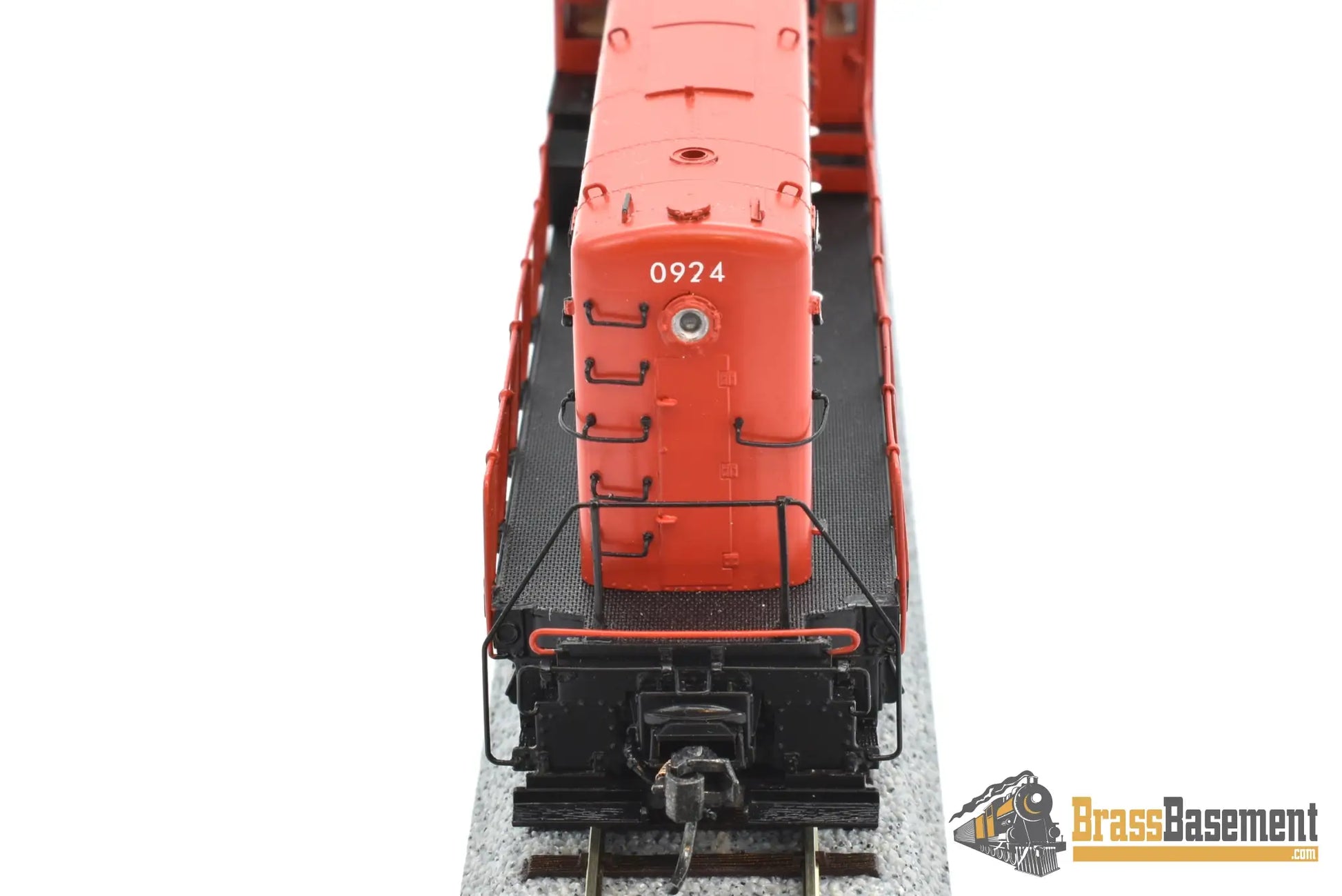 Ho Brass - Omi 6355.1 New Haven Hh660 #0924 Switcher Mcginnis Paint Dcc/Sound 30 Produced Diesel