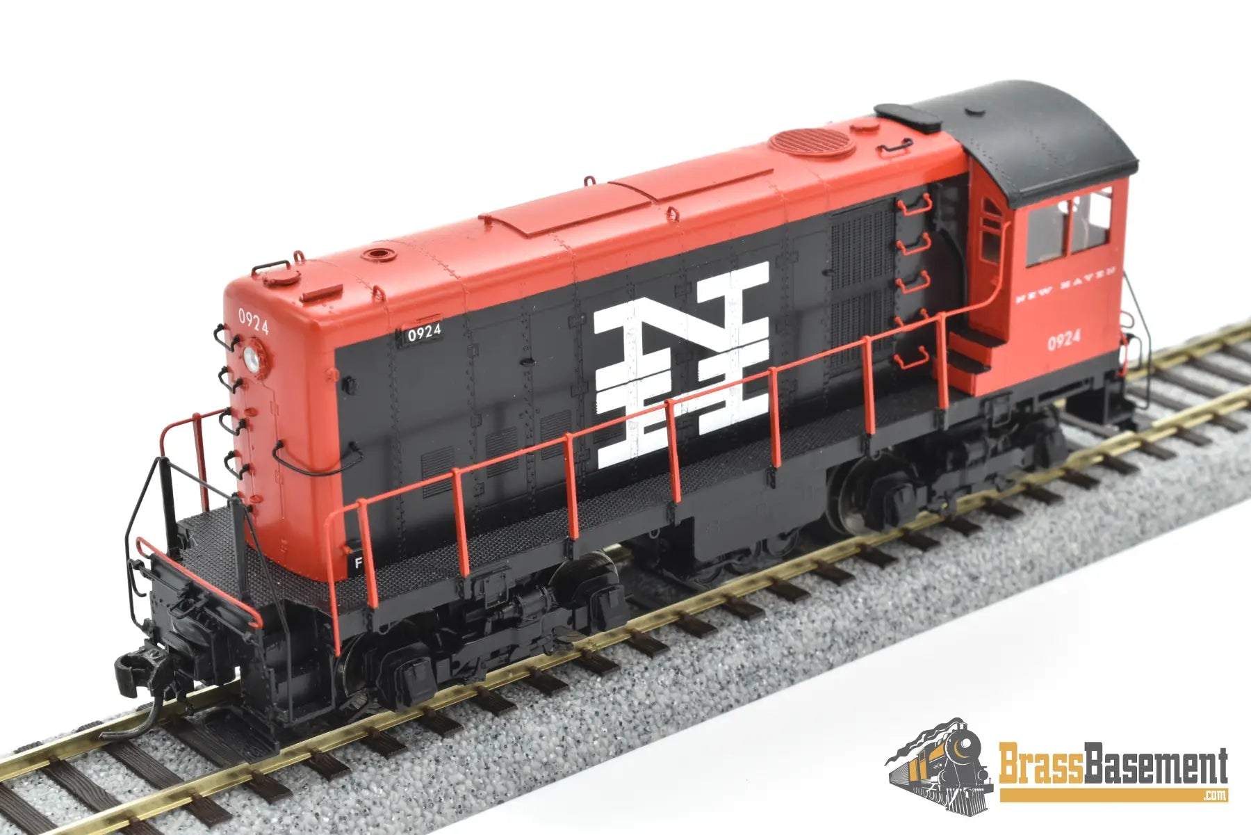 Ho Brass - Omi 6355.1 New Haven Hh660 #0924 Switcher Mcginnis Paint Dcc/Sound 30 Produced Diesel