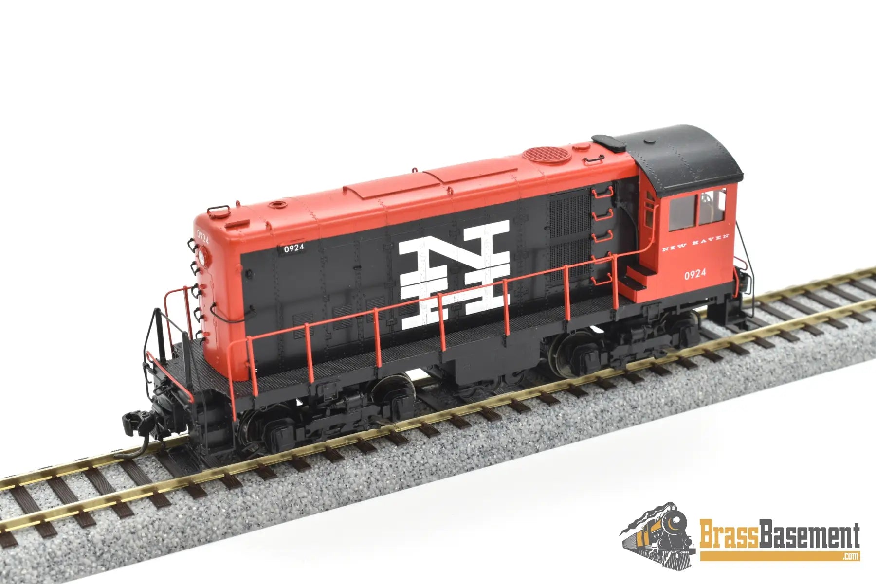 Ho Brass - Omi 6355.1 New Haven Hh660 #0924 Switcher Mcginnis Paint Dcc/Sound 30 Produced Diesel