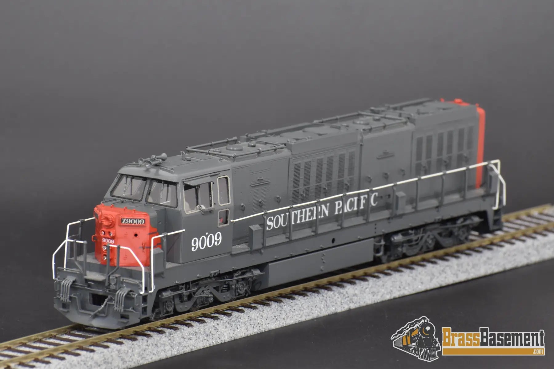 Ho Brass - Omi 6463.1 Southern Pacific Sp Krauss - Maffei #9009 Diesel