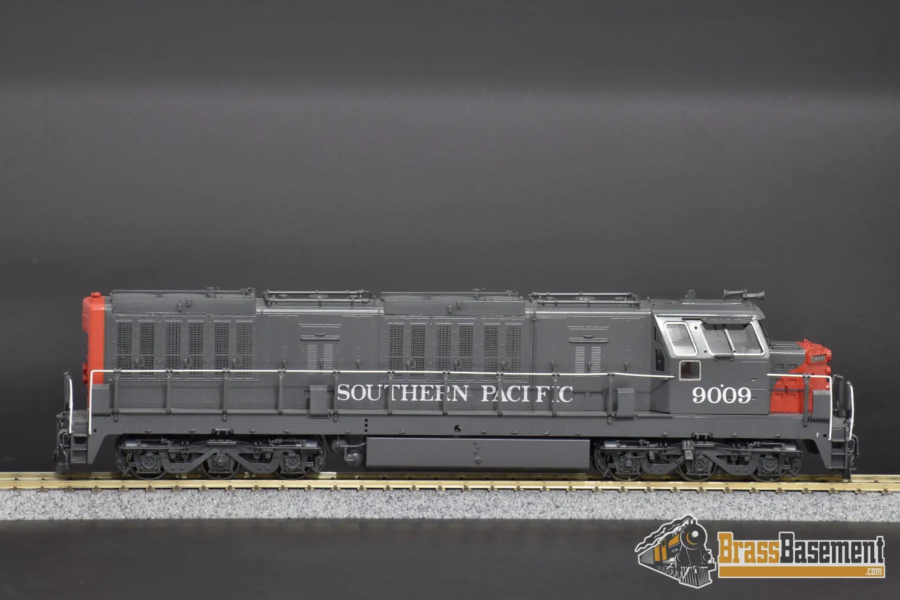 Ho Brass - Omi 6463.1 Southern Pacific Sp Krauss - Maffei #9009 Diesel
