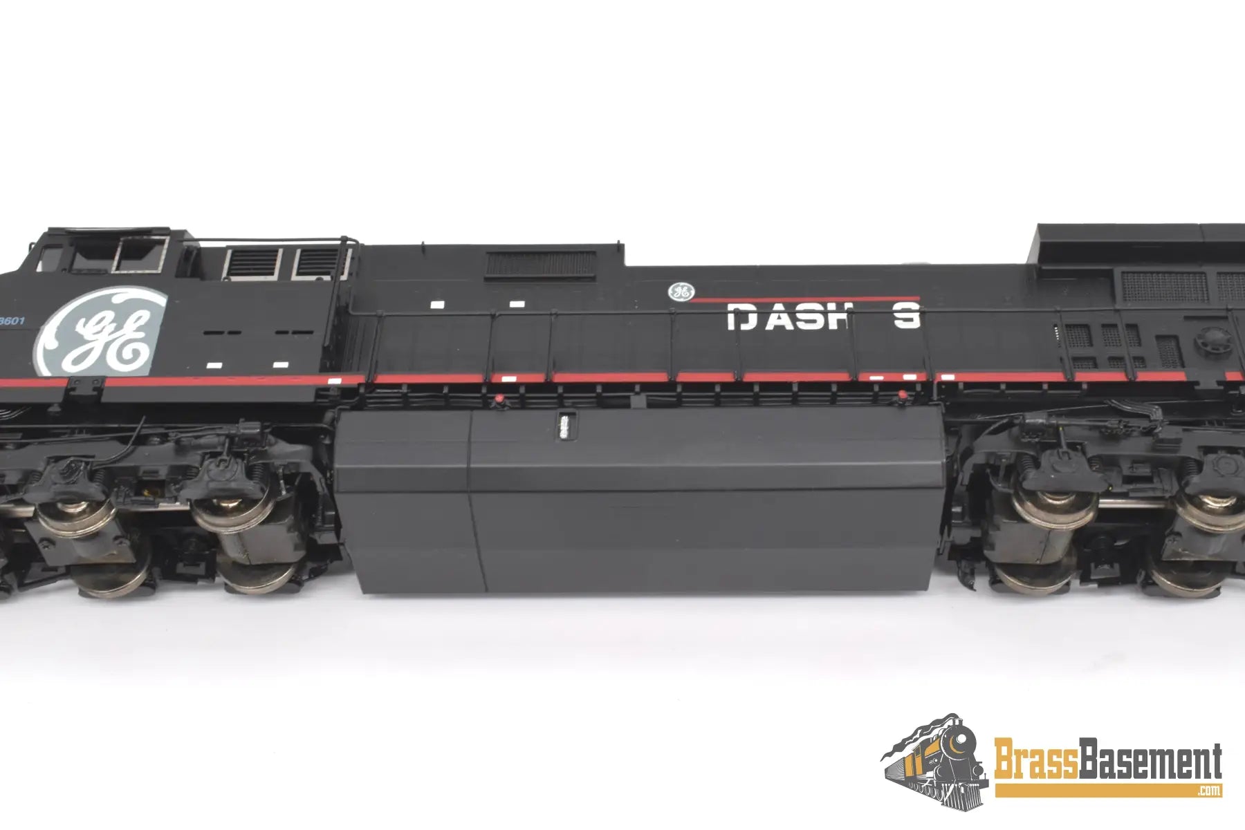 Ho Brass - Omi 6529.1 General Electric C - 44 - 9W Ge #8601 Factory Painted Dash 9 Prototype Diesel