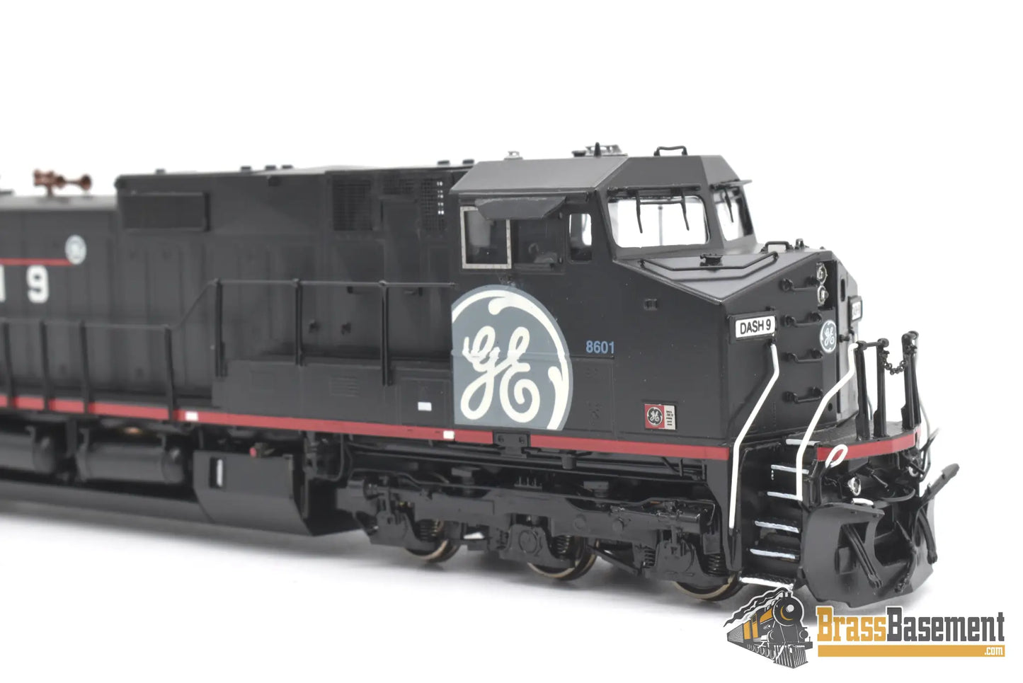 Ho Brass - Omi 6529.1 General Electric C - 44 - 9W Ge #8601 Factory Painted Dash 9 Prototype Diesel