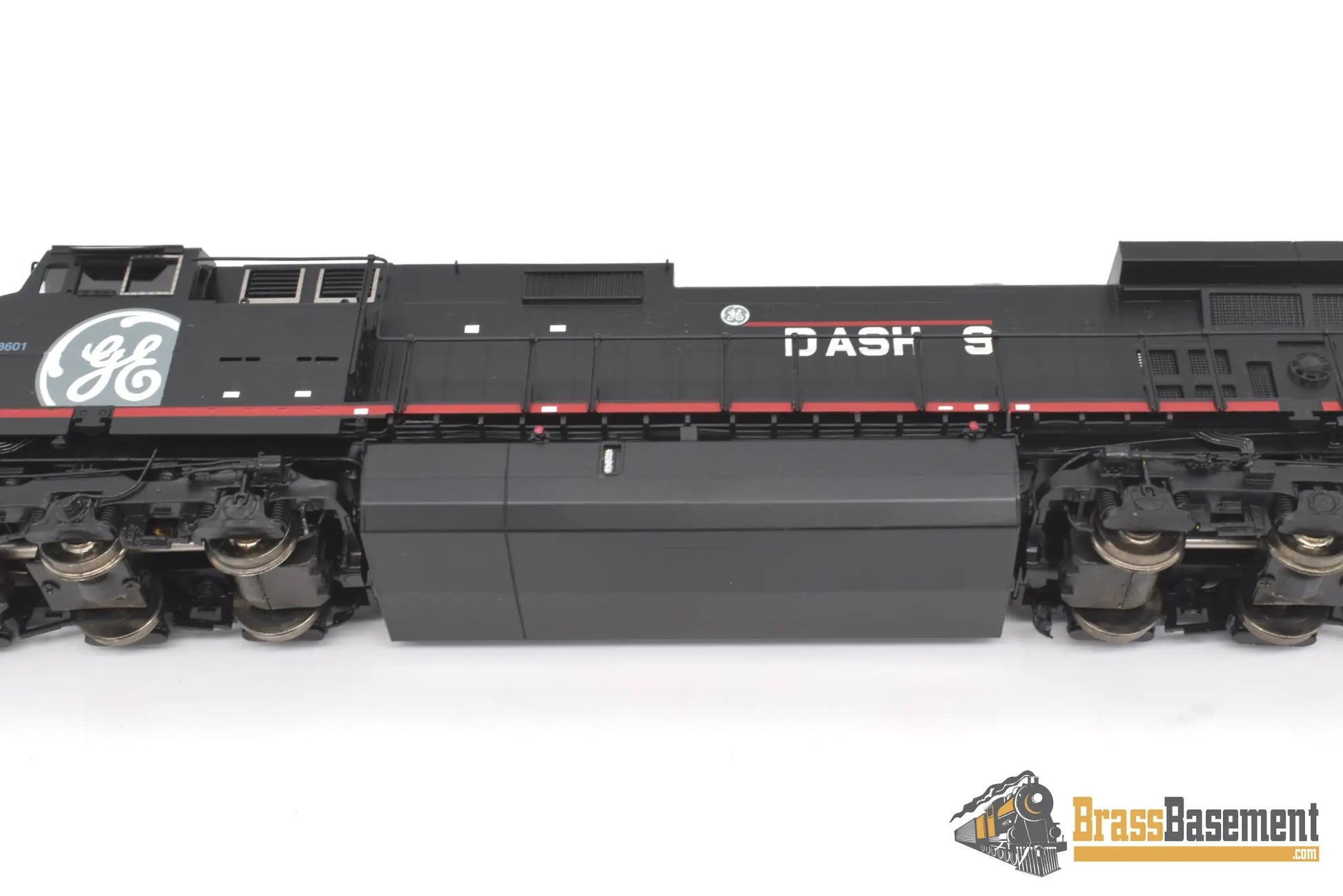 Ho Brass - Omi 6529.1 General Electric C - 44 - 9W Ge #8601 Factory Painted Dash 9 Prototype Diesel