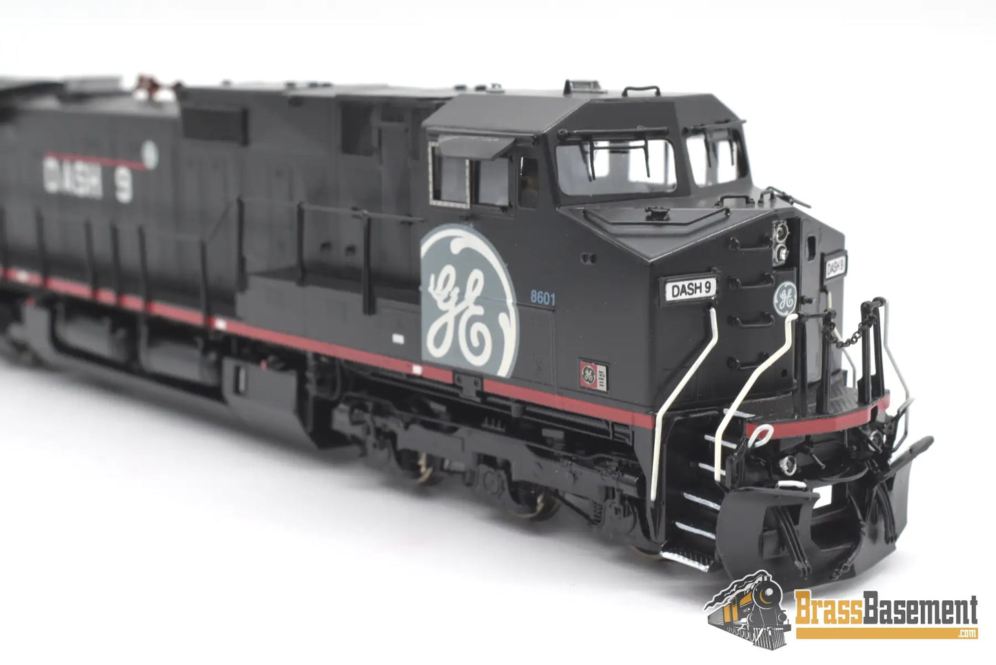 Ho Brass - Omi 6529.1 General Electric C - 44 - 9W Ge #8601 Factory Painted Dash 9 Prototype Diesel