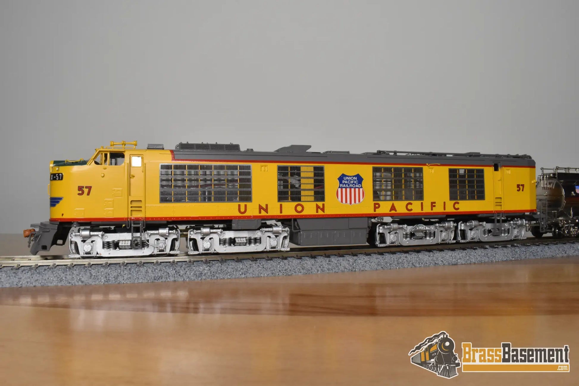 HO Brass - OMI 6710.1 Union Pacific #57 Standard Turbine w/ Propane Tender - F/P 1997 Ajin Turbine