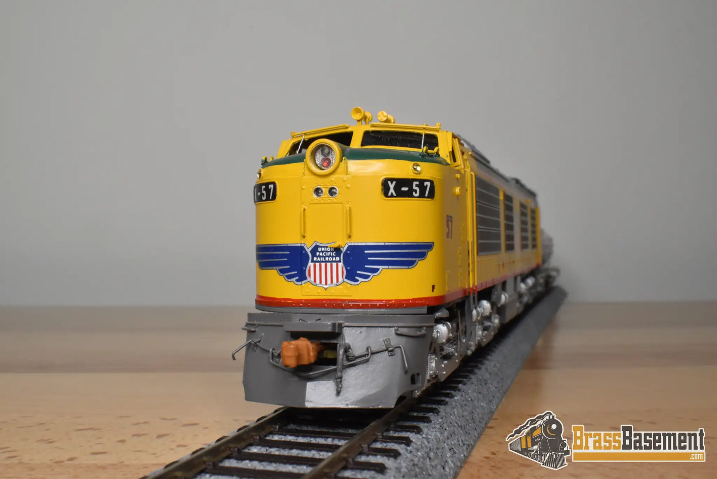 HO Brass - OMI 6710.1 Union Pacific #57 Standard Turbine w/ Propane Tender - F/P 1997 Ajin Turbine
