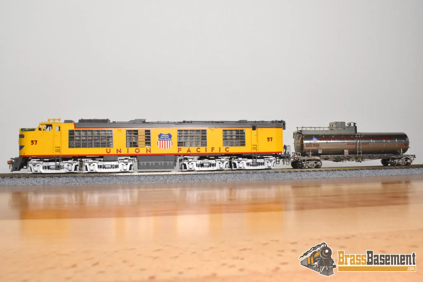 HO Brass - OMI 6710.1 Union Pacific #57 Standard Turbine w/ Propane Tender - F/P 1997 Ajin Turbine