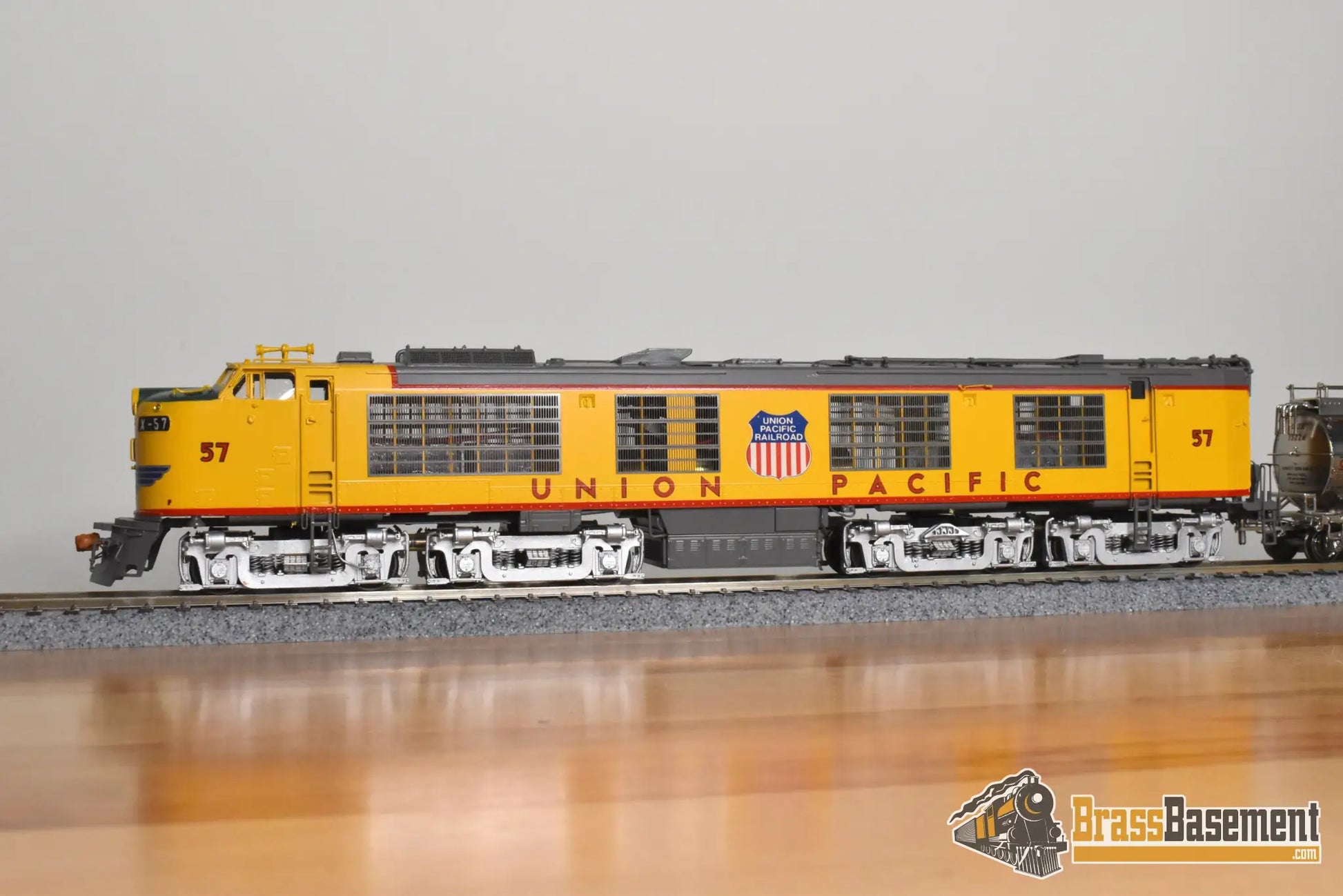 HO Brass - OMI 6710.1 Union Pacific #57 Standard Turbine w/ Propane Tender - F/P 1997 Ajin Turbine