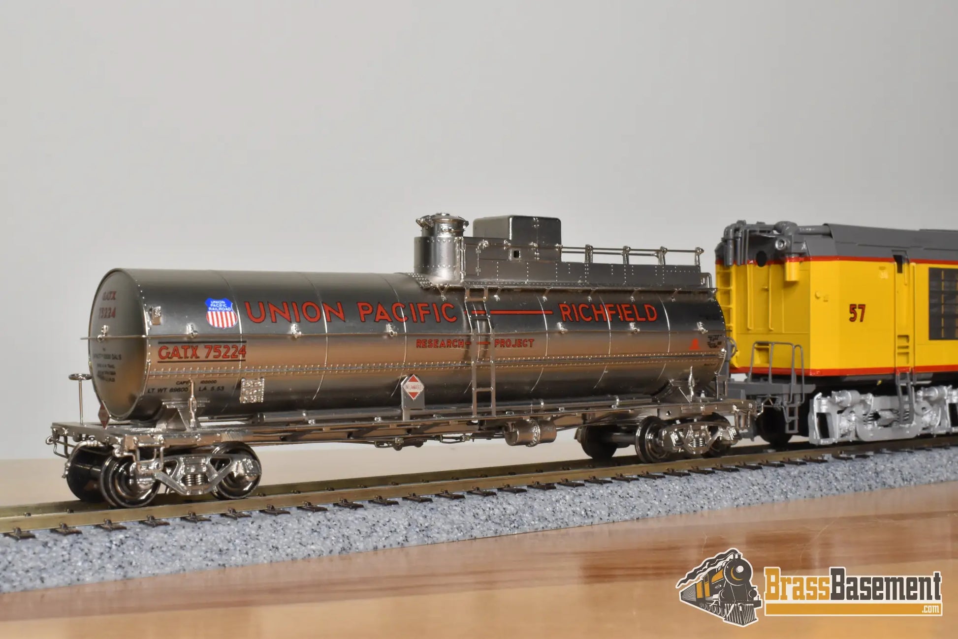 HO Brass - OMI 6710.1 Union Pacific #57 Standard Turbine w/ Propane Tender - F/P 1997 Ajin Turbine