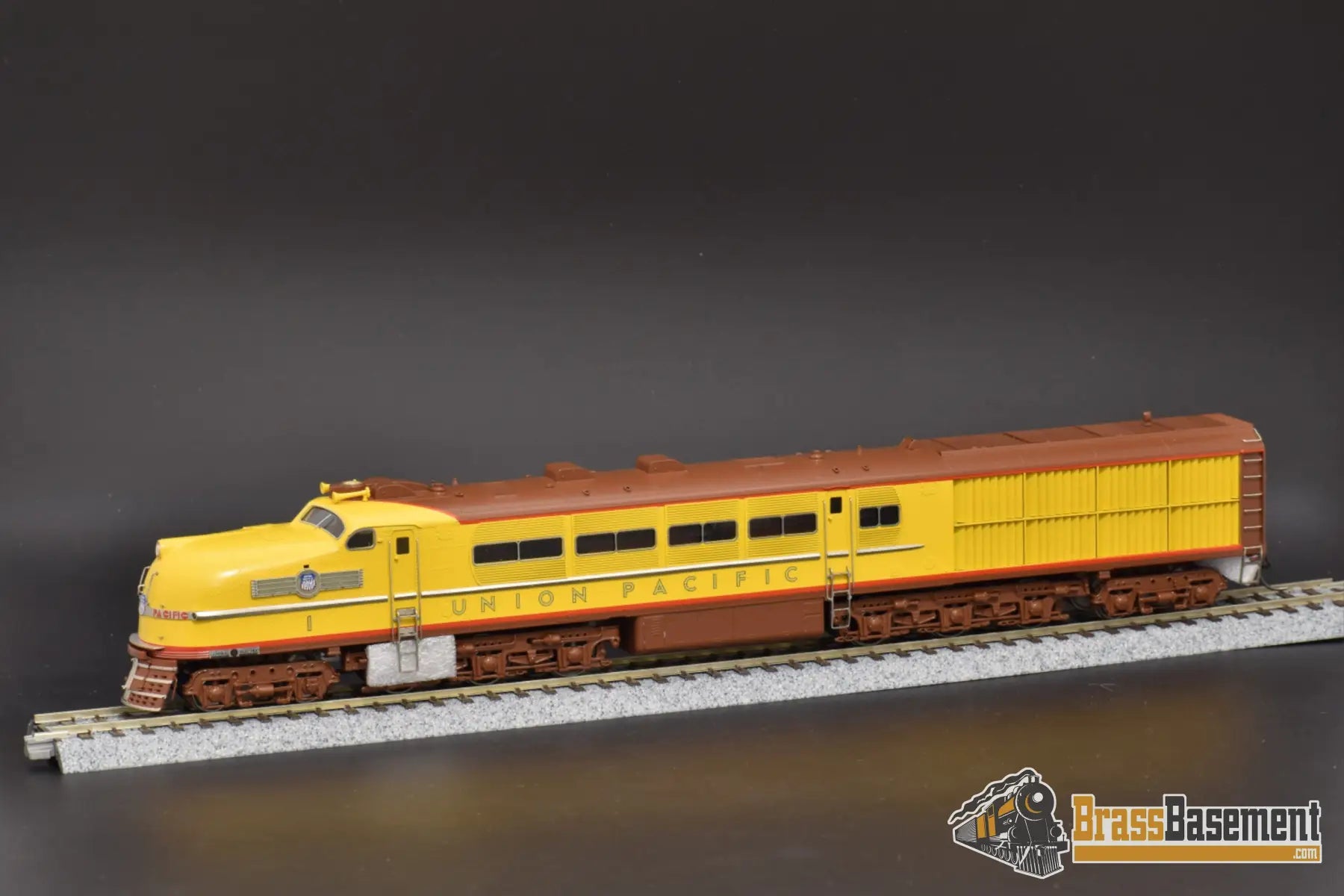 Ho Brass - Omi 6729.1 Union Pacific Steam Turbine #1 2003 Run