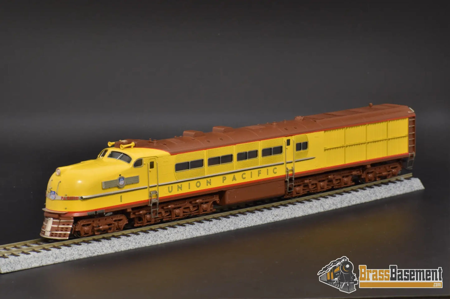 Ho Brass - Omi 6729.1 Union Pacific Steam Turbine #1 2003 Run