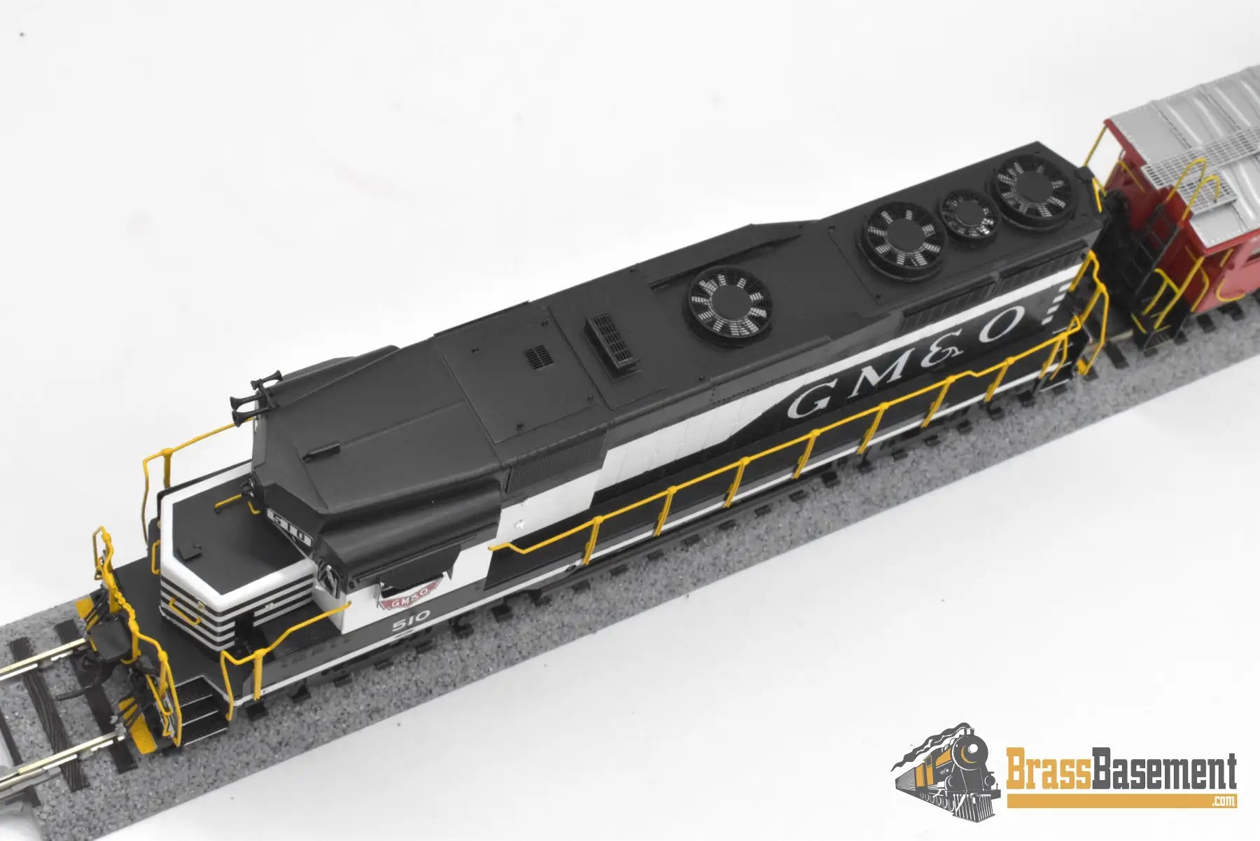 HO Brass - OMI AA-1090-1 & 4237.2 GM&O Gulf Mobile & Ohio GP30 and WV Caboose Set - MINT Diesel