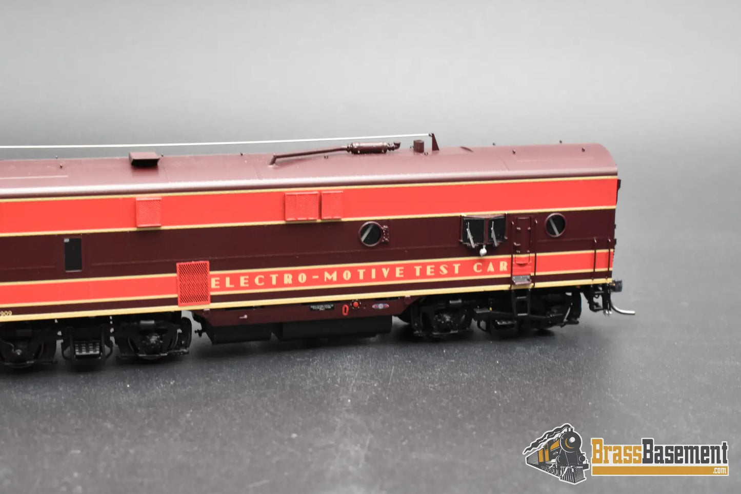 HO Brass - OMI #AA-9090-1 EMD Engineering Test Car Maroon w Lights Diesel