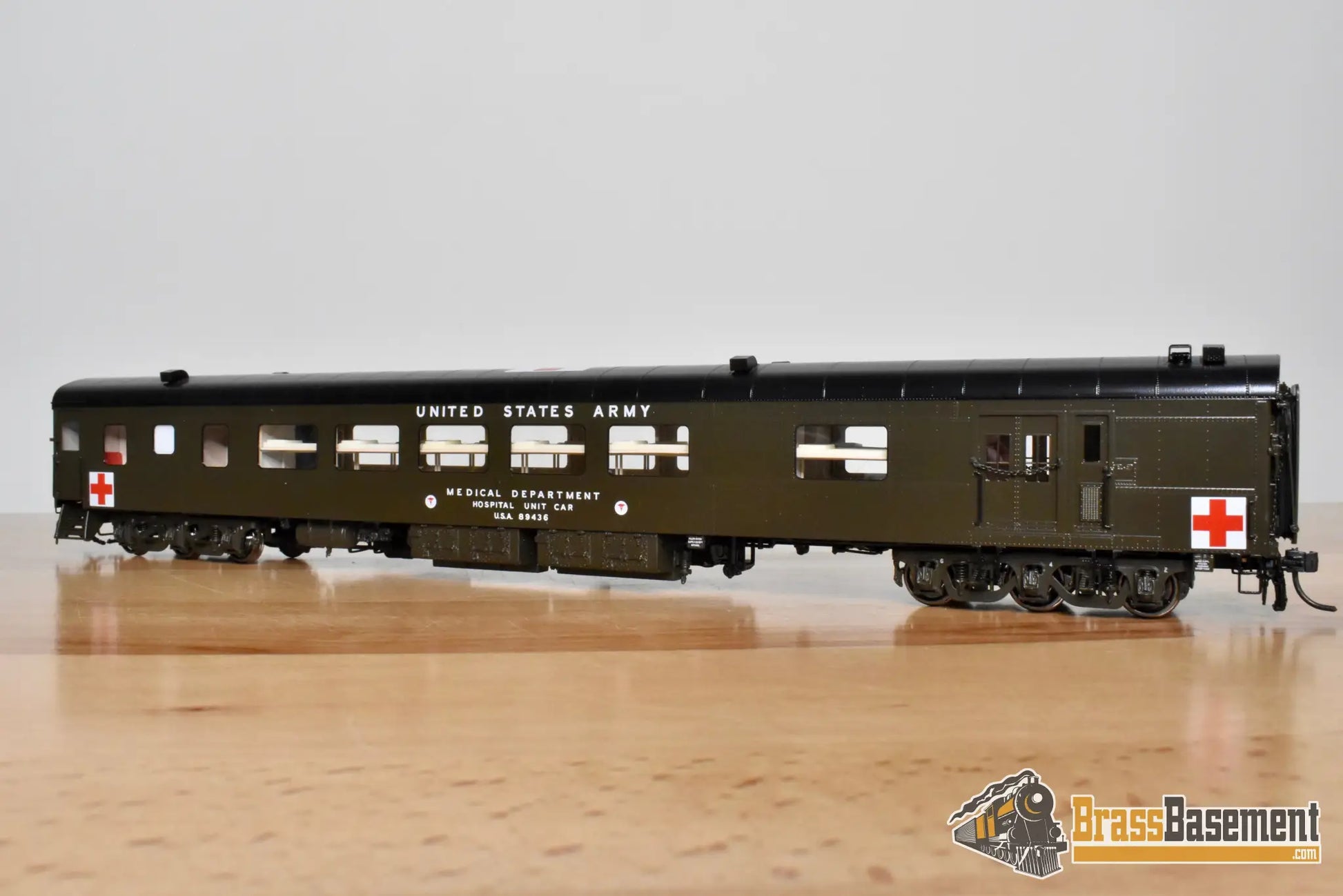 HO Brass - OMI Overland AF-1038-1 US Army Hospital Car #89436 - FP Mint - Passenger