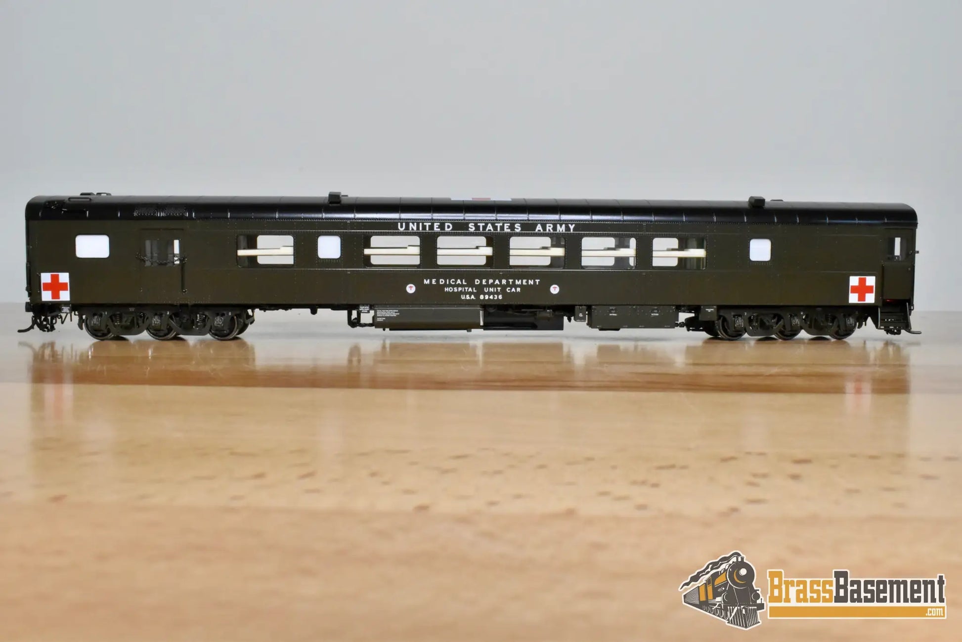 HO Brass - OMI Overland AF-1038-1 US Army Hospital Car #89436 - FP Mint - Passenger