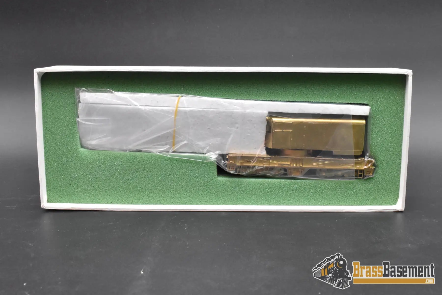 HO Brass - OMI Union Pacific UP Industrial Brownhoist - Boom Flat Car - Rail & Tie Flat - Unpainted Freight