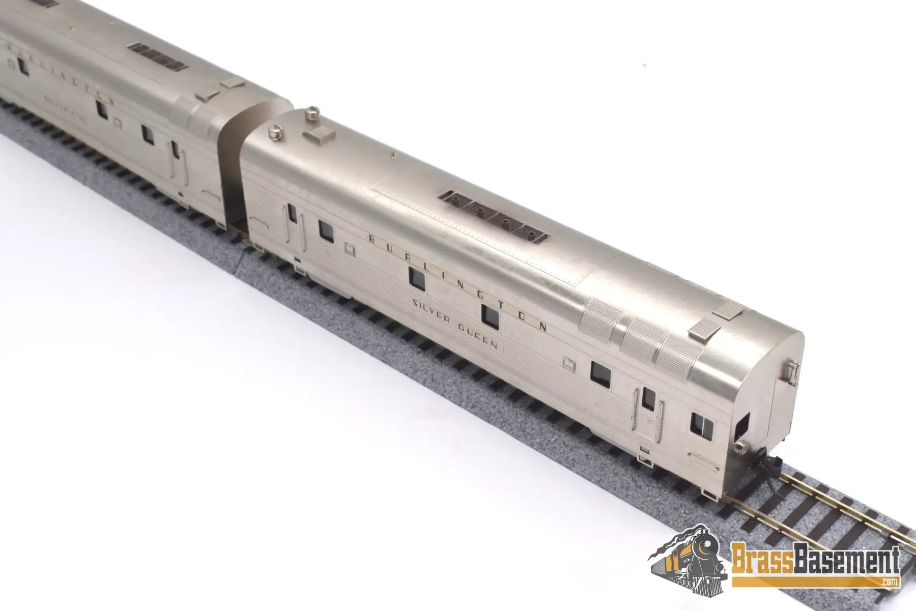 Ho Brass - Oriental Cb&Q Burlington ’Silver King’ & Queen’ A - B Set Plated Diesel