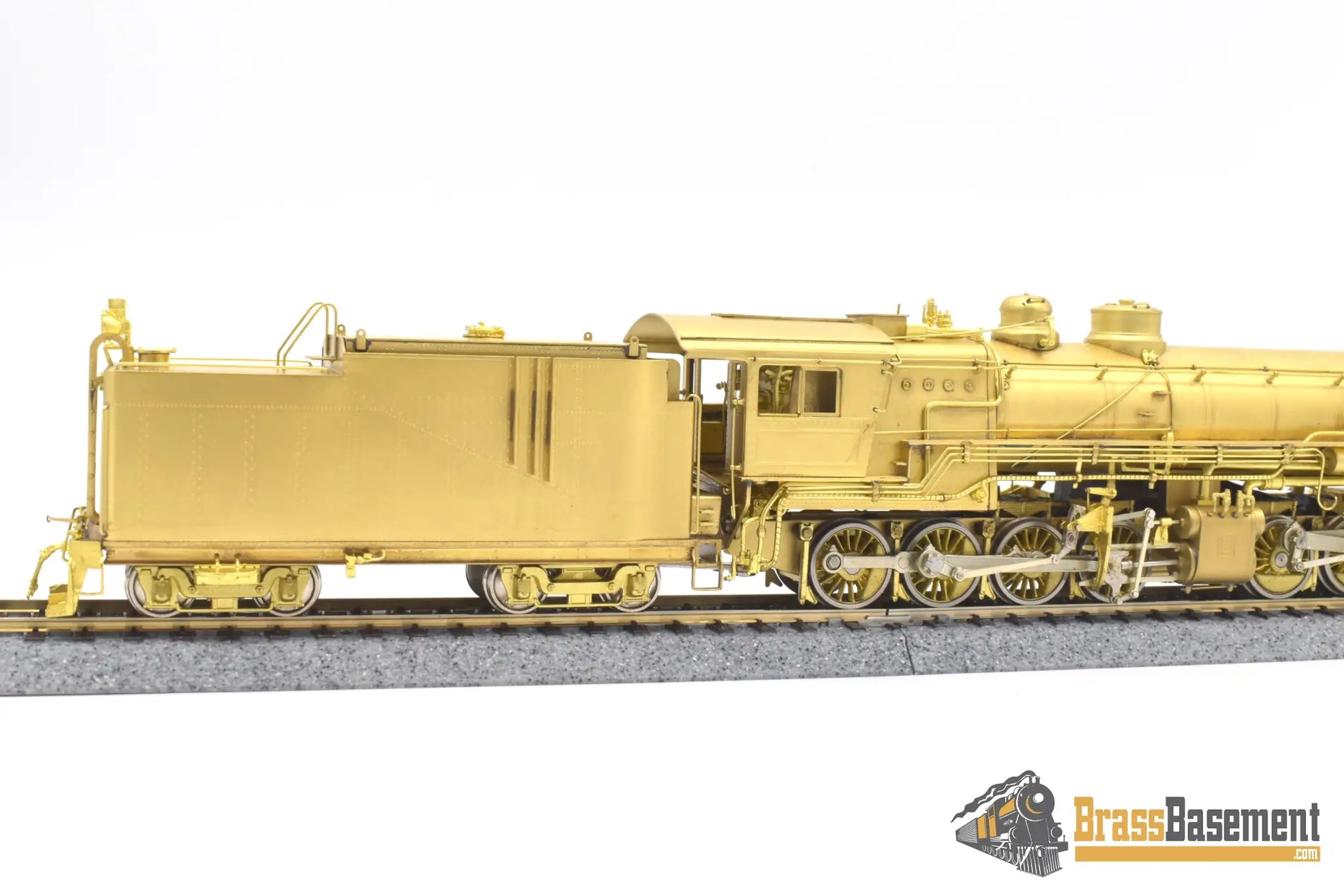 Ho Brass - Oriental Great Northern Gn M - 2 2 - 6 - 8 - 0 Slant/Sport Cab Unpainted Nob Steam