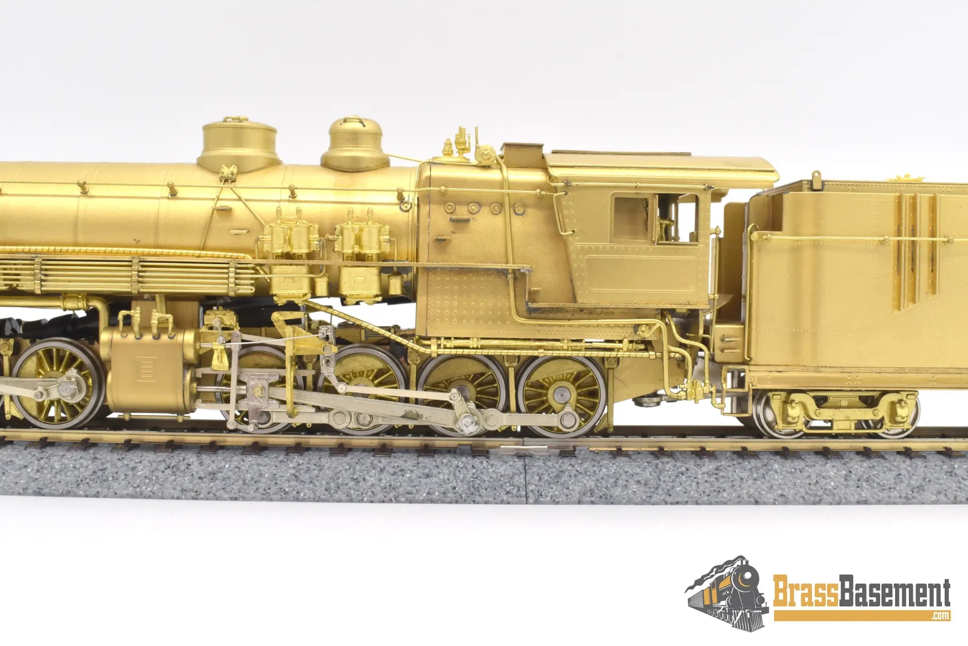 Ho Brass - Oriental Great Northern Gn M - 2 2 - 6 - 8 - 0 Slant/Sport Cab Unpainted Nob Steam