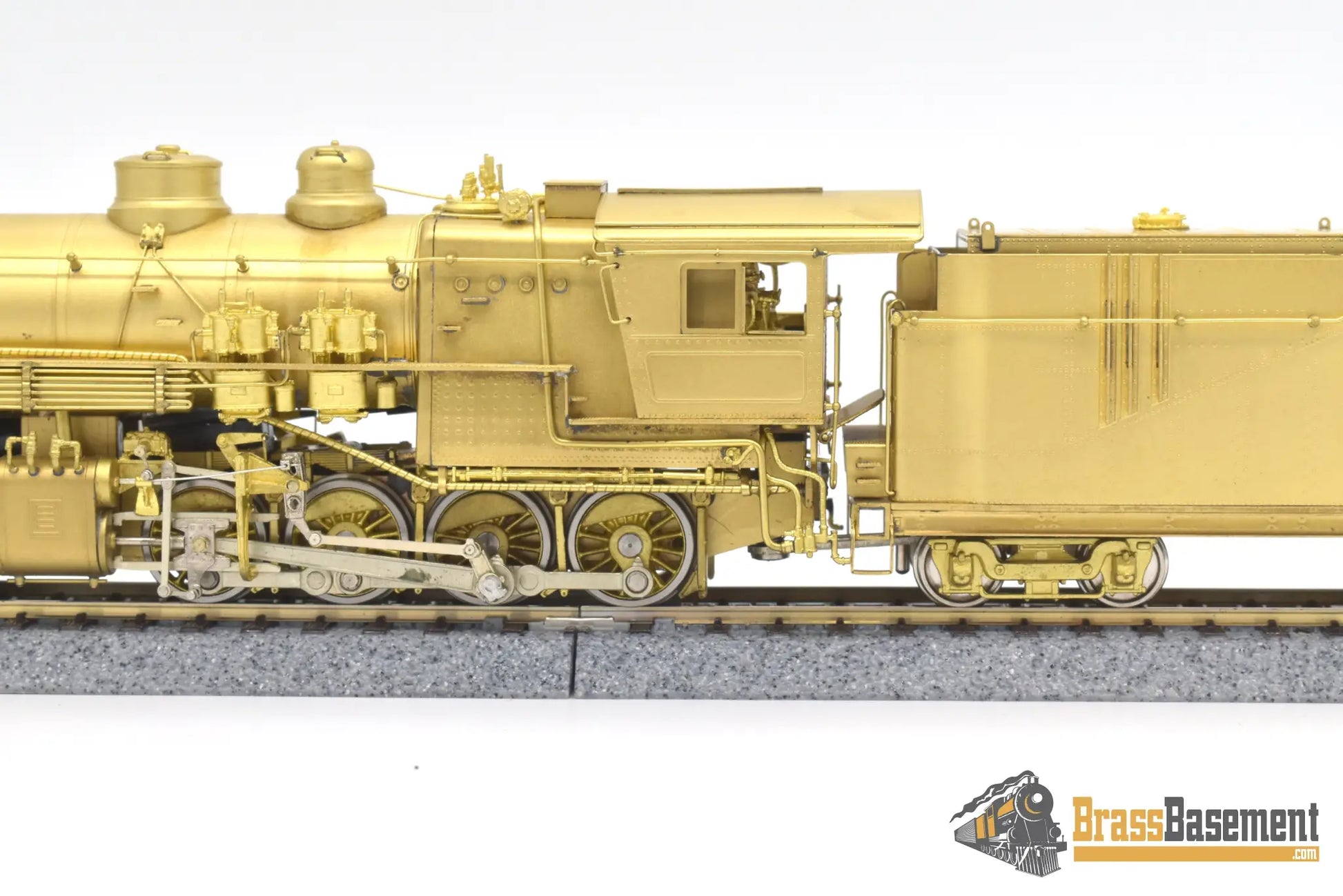 Ho Brass - Oriental Great Northern Gn M - 2 2 - 6 - 8 - 0 Slant/Sport Cab Unpainted Nob Steam