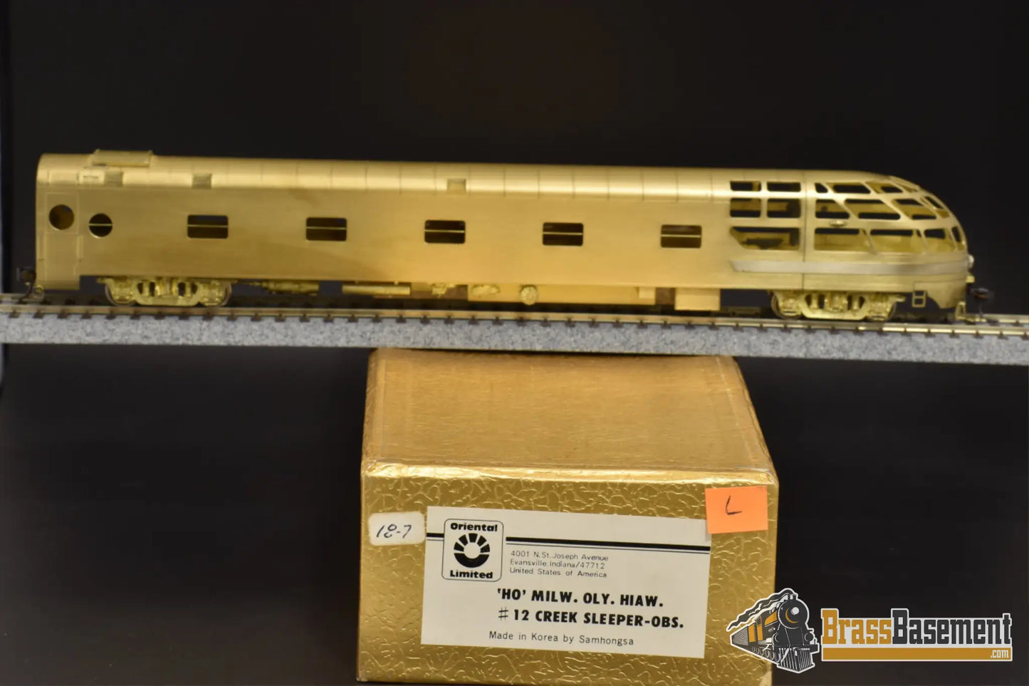 Ho Brass - Oriental Milwaukee Road Creek Sleeper Skytop Observation Car Mint Passenger