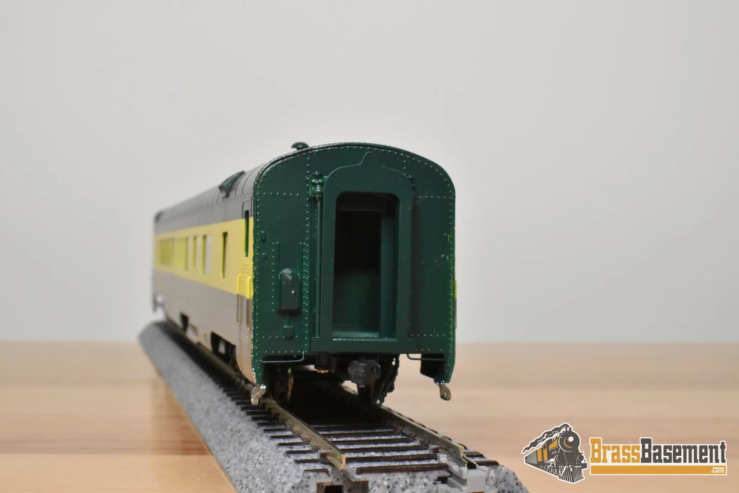 HO Brass - Palace Car Co. Southern Pacific SP #2218 C&NW Paint Chair Car - Boyd Reyes P/P - Passenger