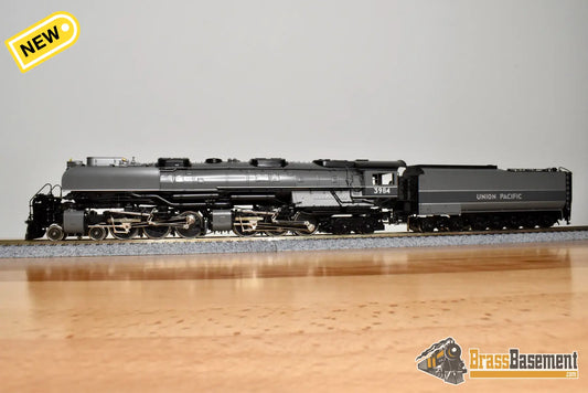 HO Brass - PFM Tenshodo Union Pacific UP 4-6-6-4 Challenger #3984 Two Tone Gray Gray Stripe w/ Deflectors - Oil - 1982