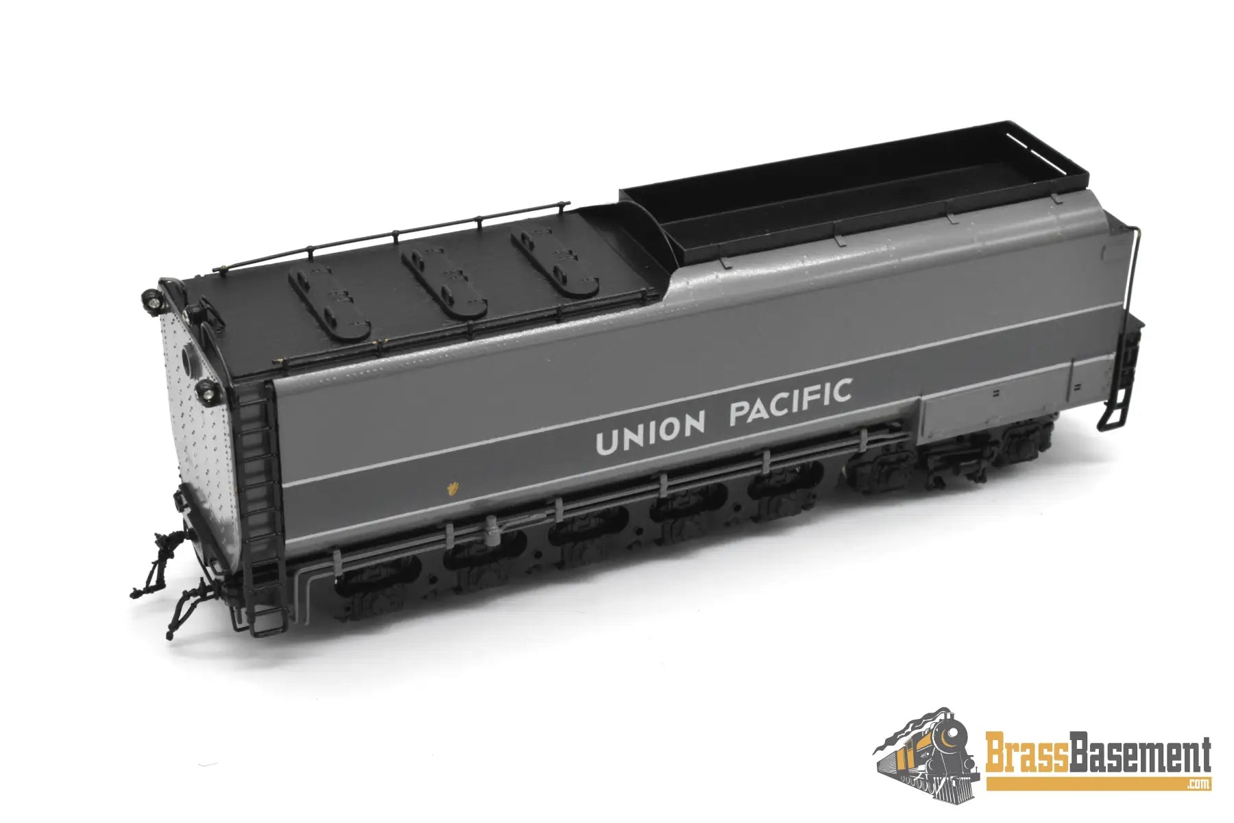 HO Brass - PFM Tenshodo Union Pacific UP 4-6-6-4 Challenger #3984 Two Tone Gray Gray Stripe w/ Deflectors - Oil - 1982