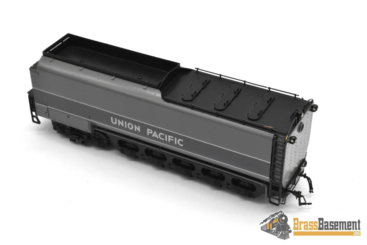 HO Brass - PFM Tenshodo Union Pacific UP 4-6-6-4 Challenger #3984 Two Tone Gray Gray Stripe w/ Deflectors - Oil - 1982