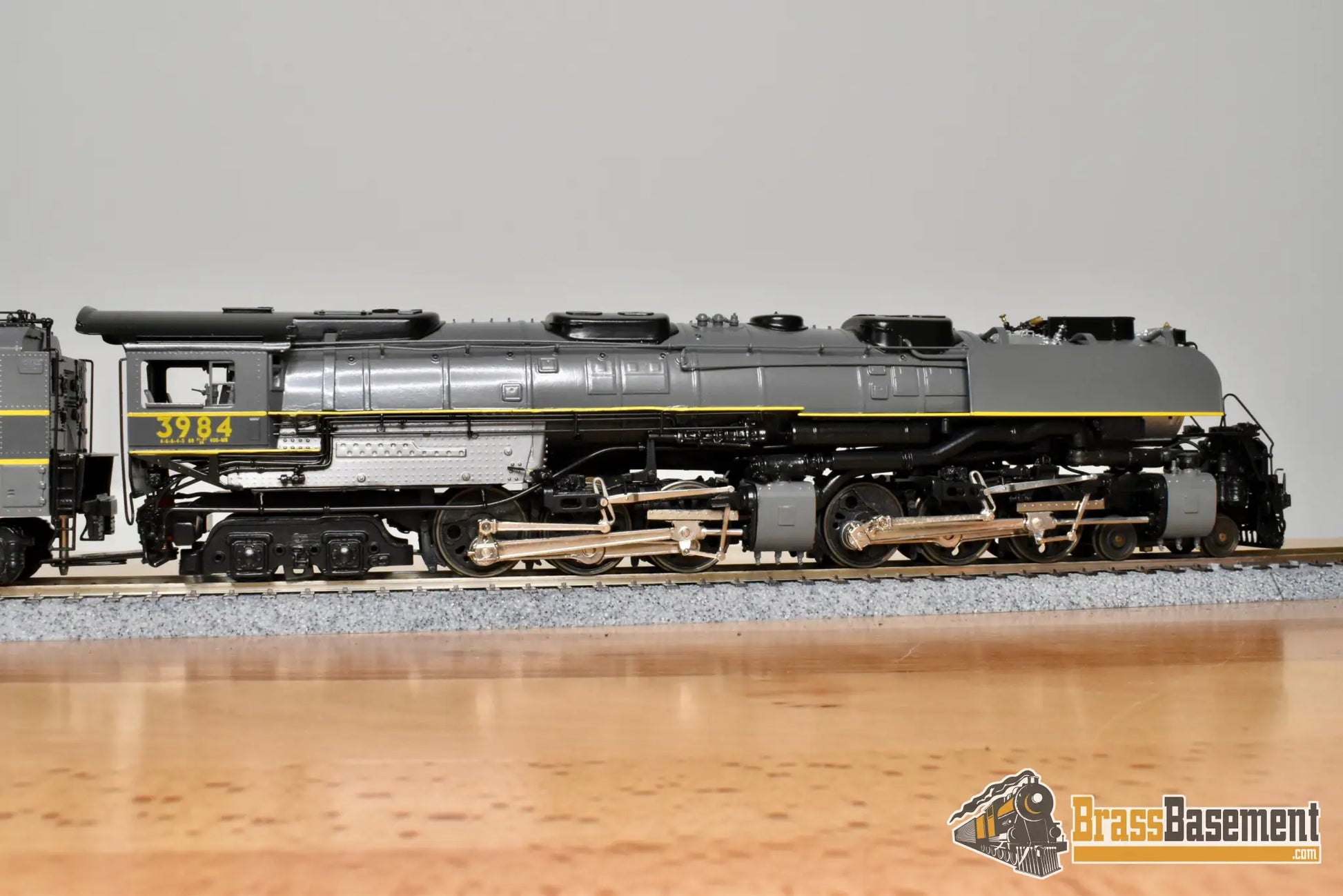 HO Brass PFM Tenshodo Union Pacific UP 4 6 6 4 Challenger #3984 Two Tone Gray Yellow Stripe w/ Deflectors Oil 1999 Run