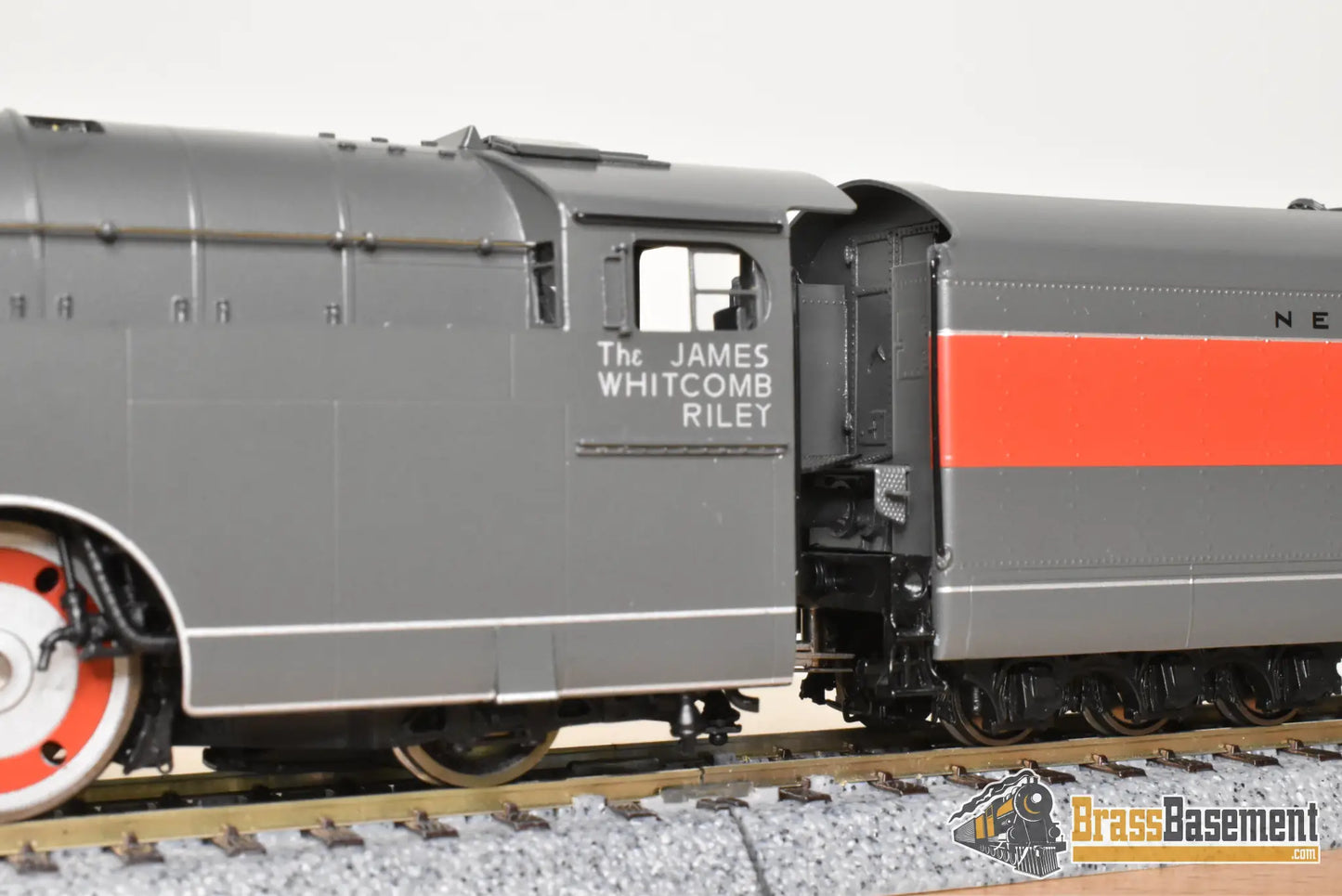 HO Brass - PSC 17308-2 NYC Streamlined ’James Whitcomb Riley’ 4-6-2 #4917 - Red Stripe RARE - Steam