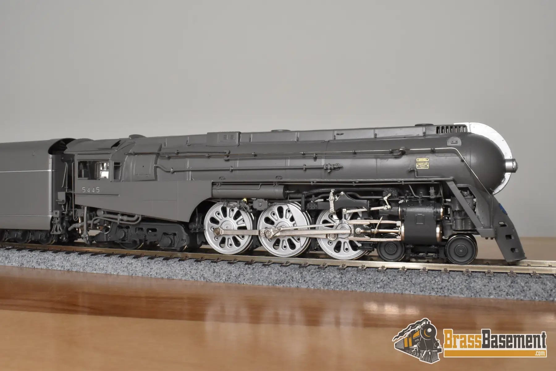 HO Brass - PSC 18250.2 NYC 1940s Era Streamlined Dreyfuss Hudson #5445 ’The Mercury’ - SAMPLE FP Boo-Rim