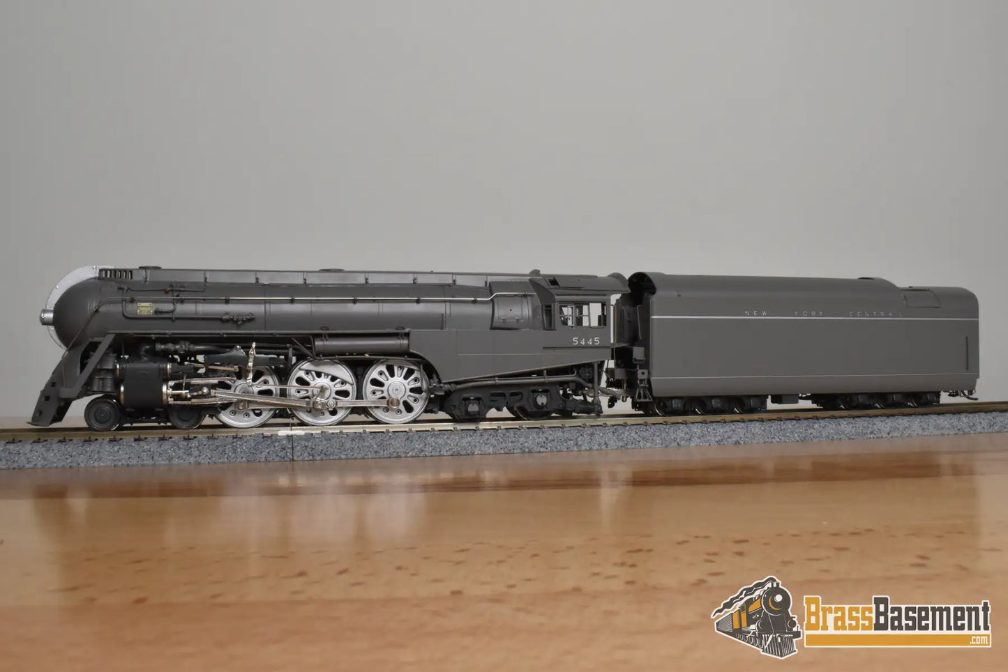 HO Brass - PSC 18250.2 NYC 1940s Era Streamlined Dreyfuss Hudson #5445 ’The Mercury’ - SAMPLE FP Boo-Rim