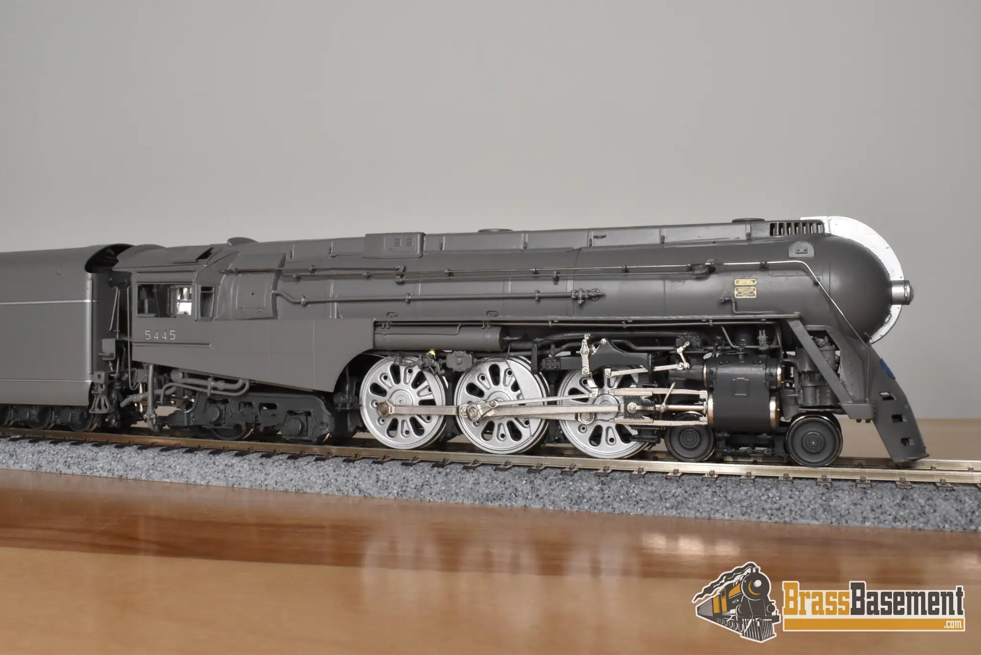 HO Brass - PSC 18250.2 NYC 1940s Era Streamlined Dreyfuss Hudson #5445 ’The Mercury’ - SAMPLE FP Boo-Rim
